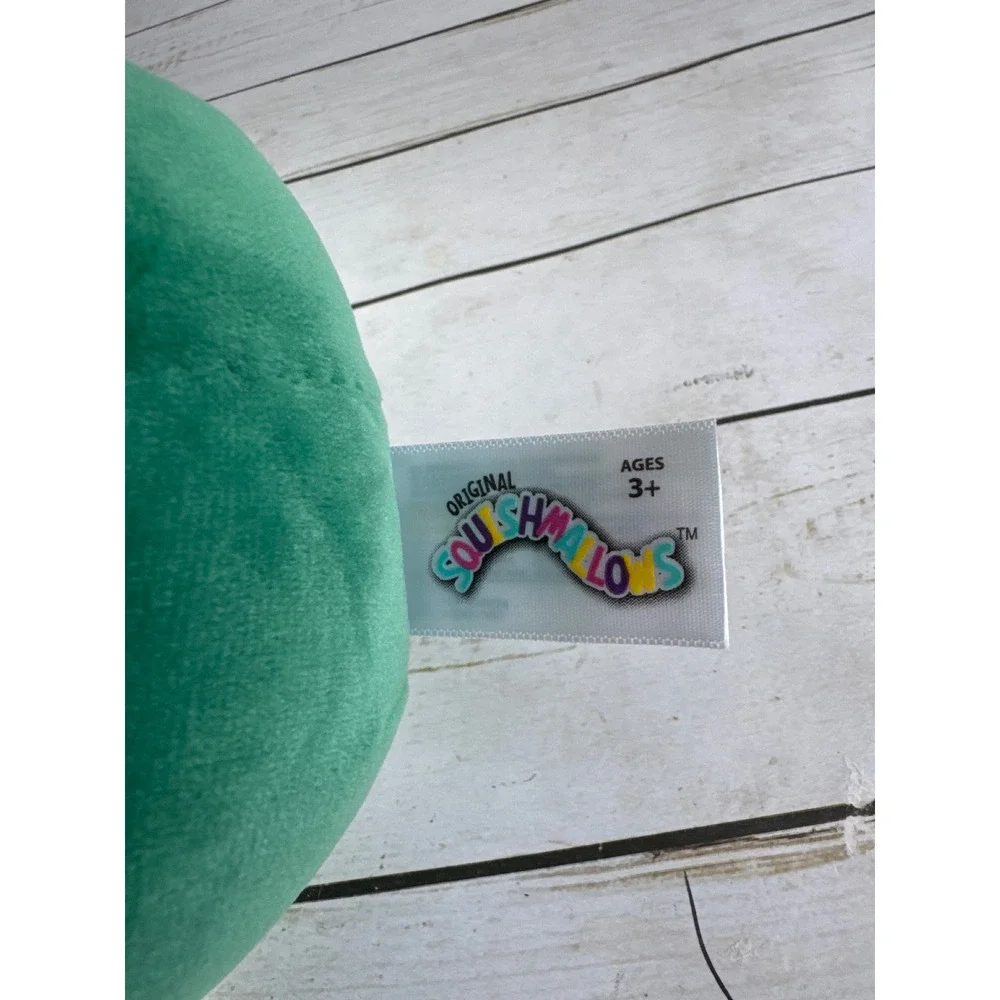 Squishmallows Austin Avocado Christmas Plush‎ 4.5